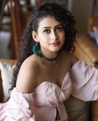 Nithya Naresh awesome pics