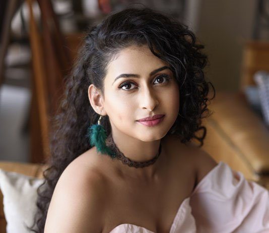 Nithya Naresh awesome pics